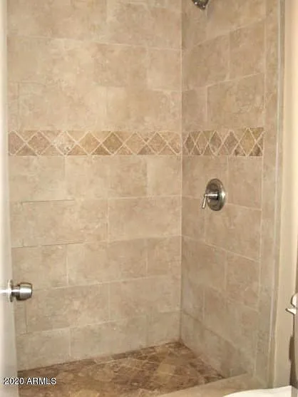 4601 W Northview Ave — Photo 8