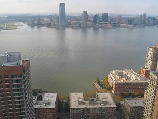 Rented by Empire State Properties | media 183