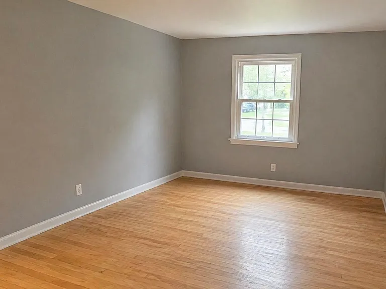 2908 Logan Rd — Photo 14