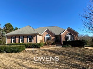 5550 Clarks Bridge Rd, Clermont, GA 30527