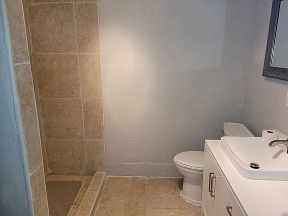 2nd image of 1112-1114 N 14th St