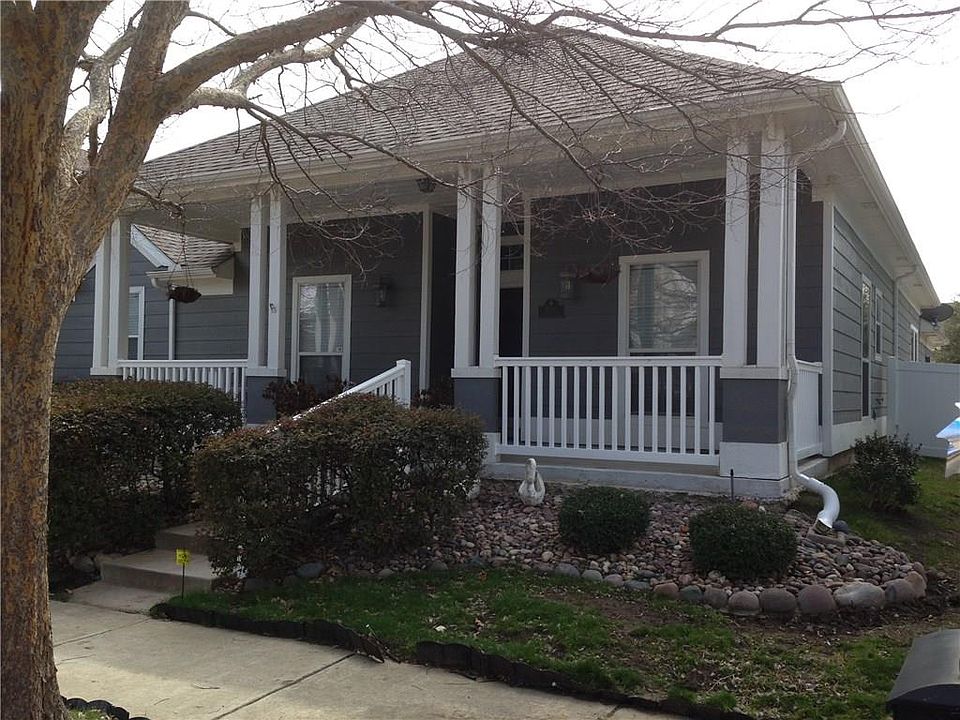 1st image of 1500 Carriage Ln