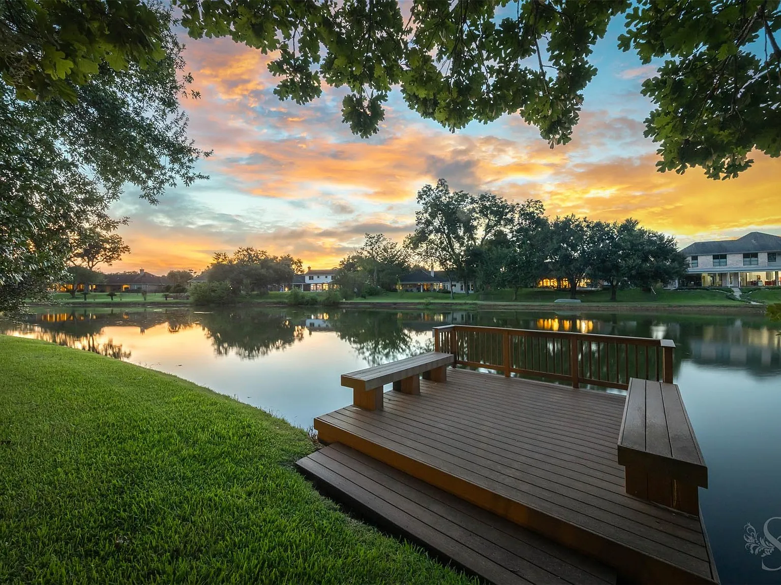4 bed, 4.0 bath, 3650 sqft, $4,400 — Photo 4