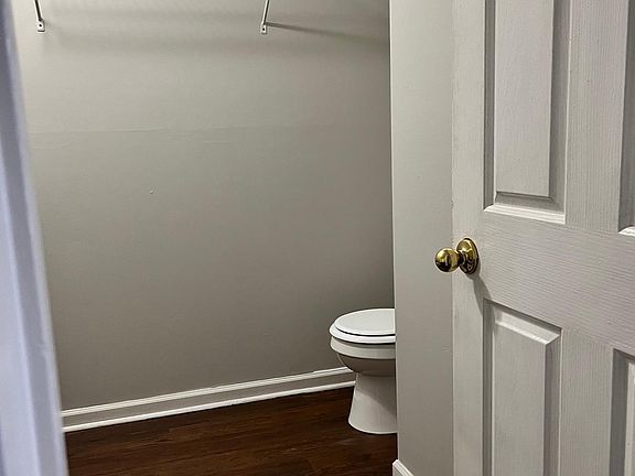 5th image of 129 Oroark Ave APT 3