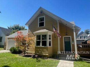 305 S Lincoln St, Moscow, ID 83843