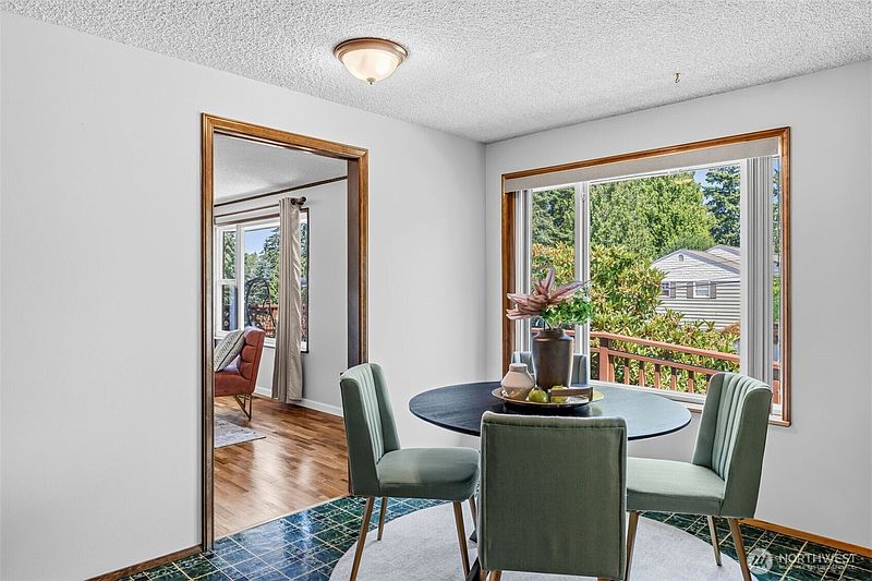 5th image of 16613 19th Avenue SW