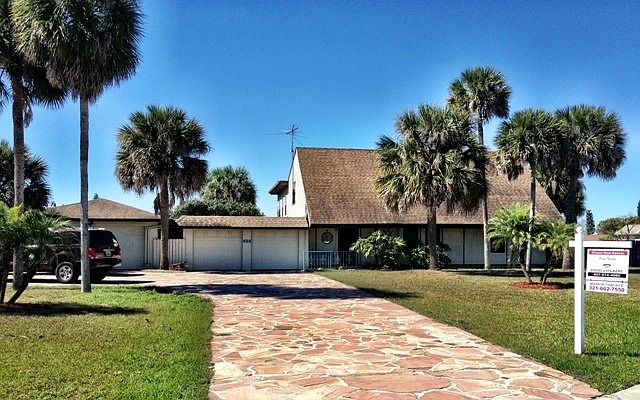 1st image of 404 Buenaventura Blvd