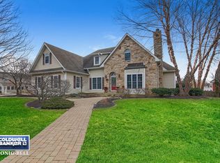 540 Cloverlane Dr, Sycamore, IL 60178