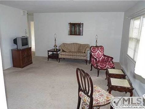 5th image of 1136A Argyll Cir
