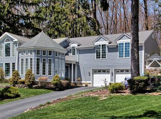 35 Sunny Hill Rd, Dover, NJ 07801