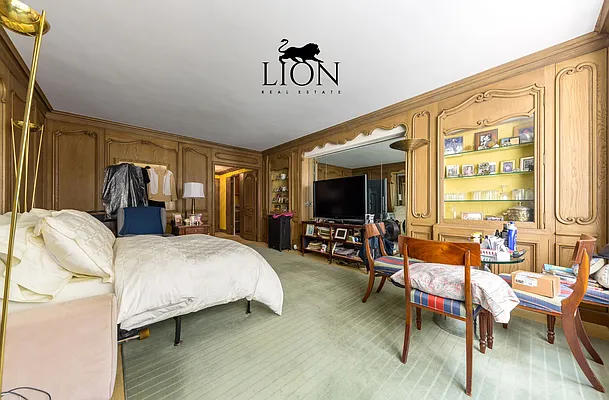 Rented by The Lion Real Estate | media 10
