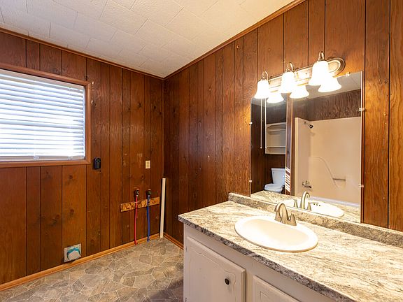 1280-SISTRUNK-2-bathroom_11182025