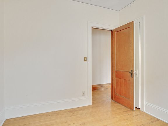 2nd image of 3952 Aldrich Ave S APT 2