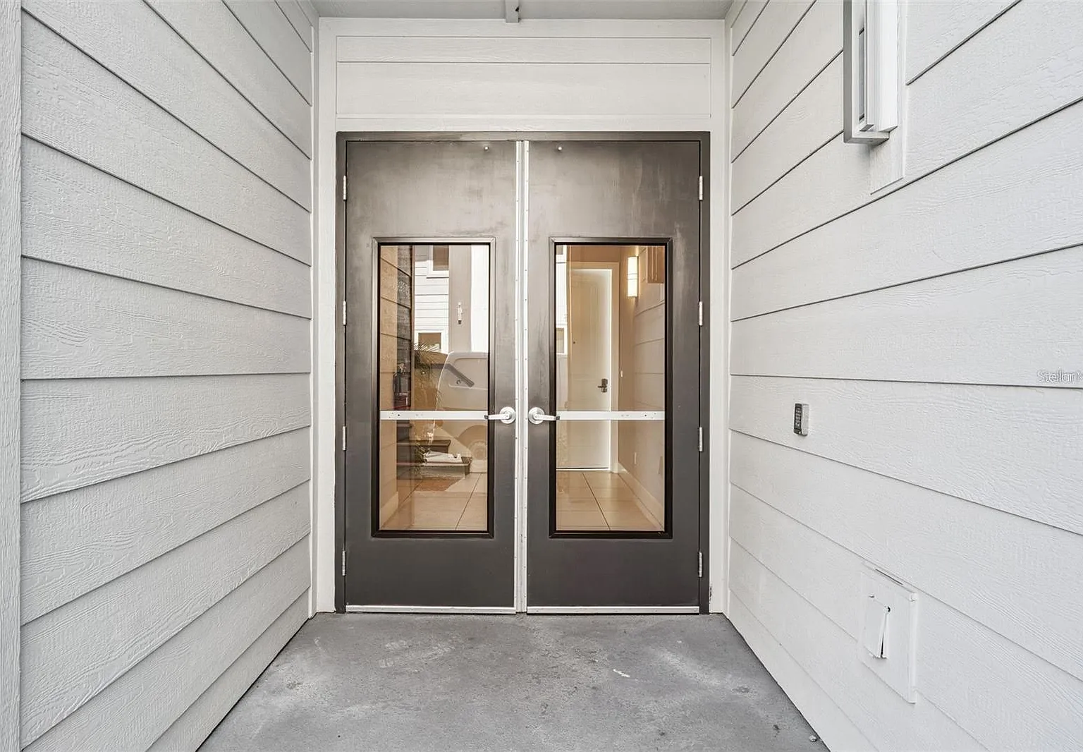 3 bed, 1503 sqft, $2,300 — Photo 2