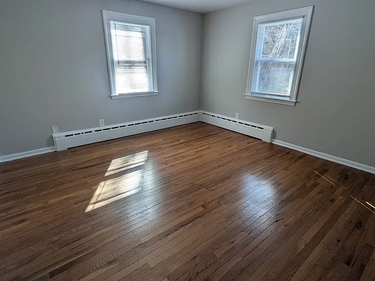 641 Newhall St #1RR — Photo 2