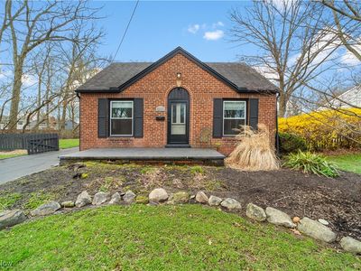 22971 Virginia Ave, North Olmsted, OH, 44070