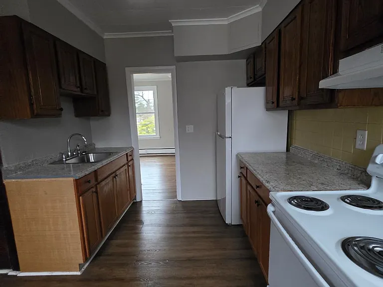 41 Osborn Ave #2A — Photo 9