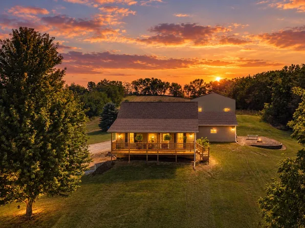 14497 Temple Ave, Lynnville, IA 50153
