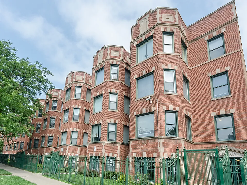 6901-17 S. Paxton/2211-17 E 69th St.
