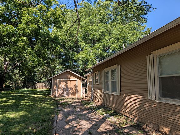 5th image of 507 N Topeka St