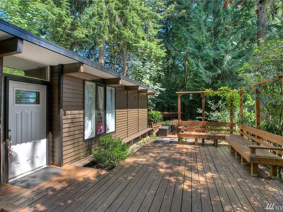 1st image of 2924 NE 178th St