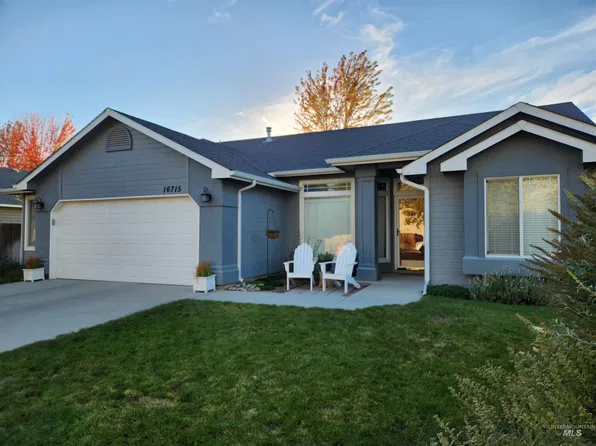 16715 N Tullamore Dr, Nampa, ID 83687