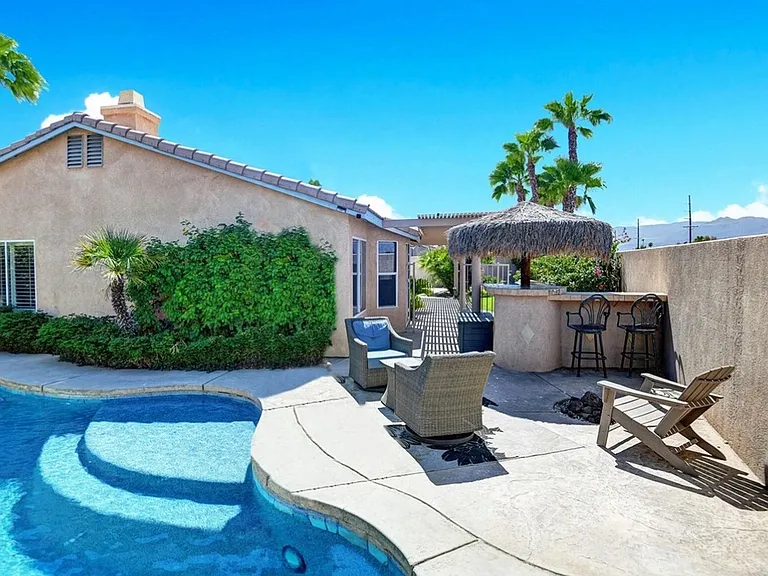 81258 Avenida Esmeralda — Photo 15