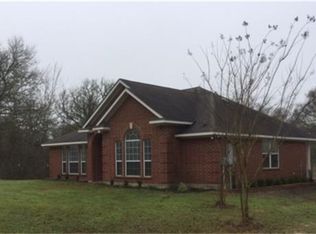 1233 County Road 252, Anderson, TX 77830