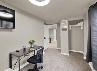 1917 Sadler St #2C, Houston, TX 77093