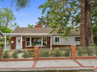 11912 Charnock Rd, Los Angeles, CA 90066