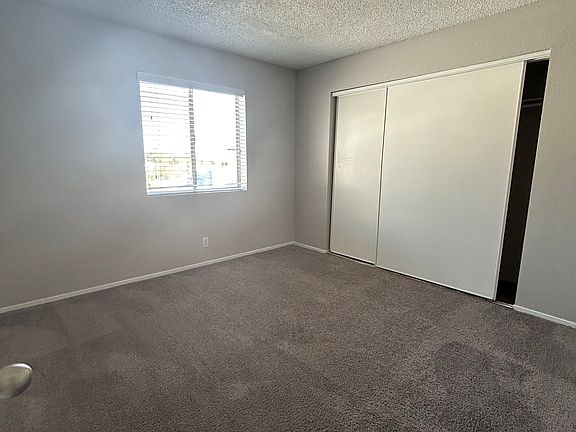3rd image of 5231 Pioneer Ave APT 202