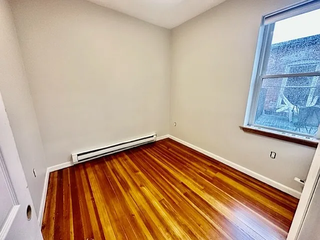 76 N Margin St #8F — Photo 12