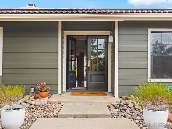 4th image of 1421 Blue Lilac Ln