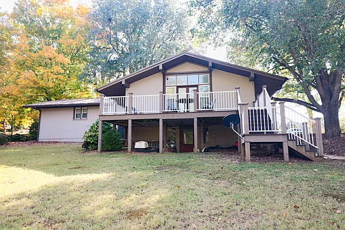 114 Lewis Rd Photo 1