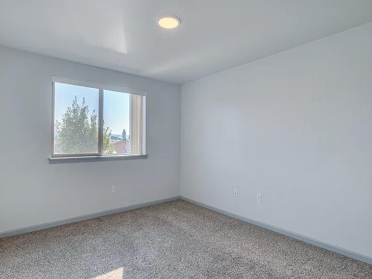 Wild Horse Mesa Apartments — Photo 37