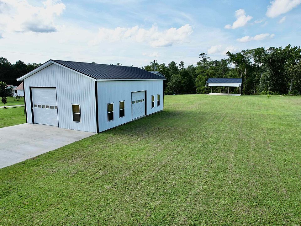 1st image of 11 Gulley Ln.