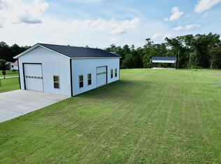11 Gulley Ln., Salters, SC 29590