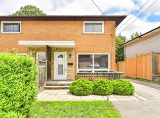 1027 Bernhardt St, Cambridge, ON N3H 2X9