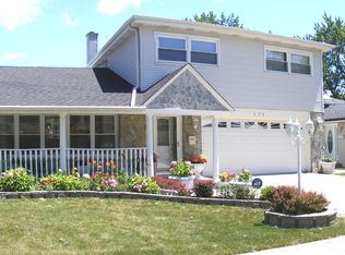 525 N 6th Ave, Des Plaines, IL 60016