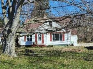 1696 Hendrick Rd, Muskegon, MI 49441