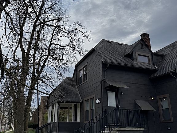 3rd image of 112 Collingwood Dr #1