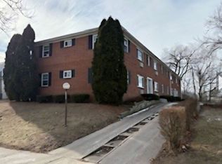 3555 S Brust Ave #2, Milwaukee, WI 53207