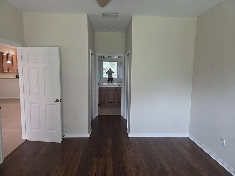 29631 Ontario Ct #29631 — Photo 2