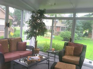 44765 Danbury Rd, Canton, MI 48188