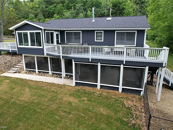 5th image of 2396 Plum Creek Dr