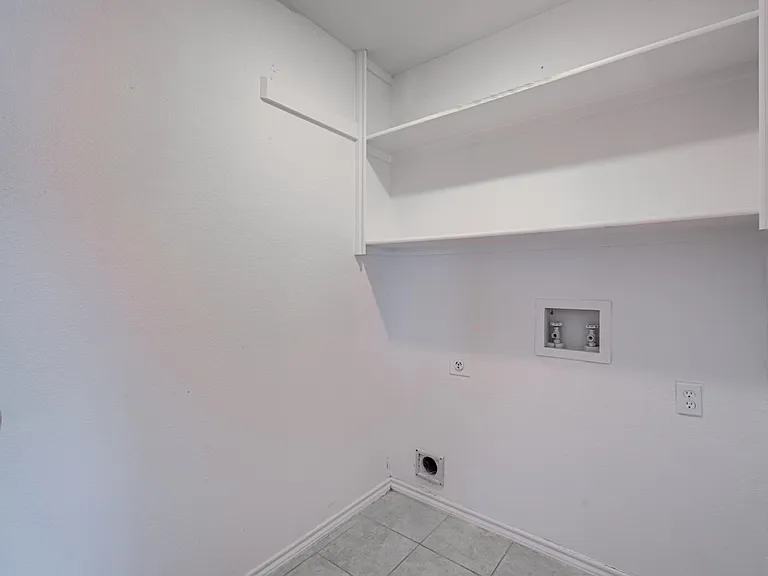 1411 Prentice St — Photo 17