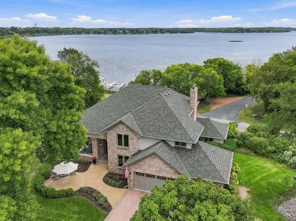 3143 Lafayette Ridge Rd, Wayzata, MN 55391