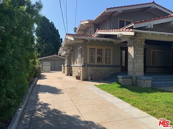 2nd image of 1735 N Taft Ave
