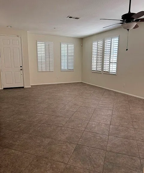1133 Shady Creek Dr — Photo 2