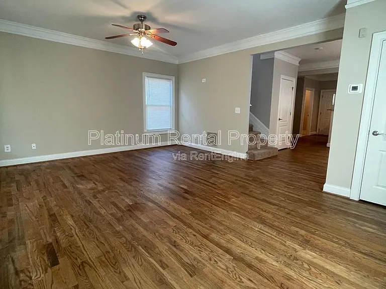 750 Terry St SE — Photo 12